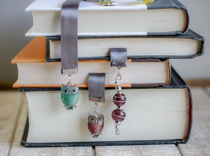 Bookmarks with ribbons and beads
