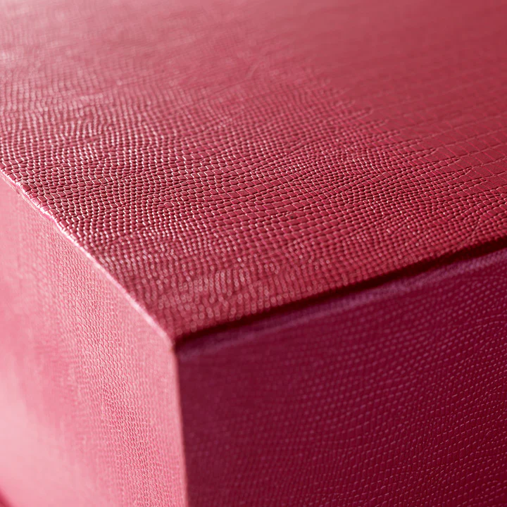 textured package